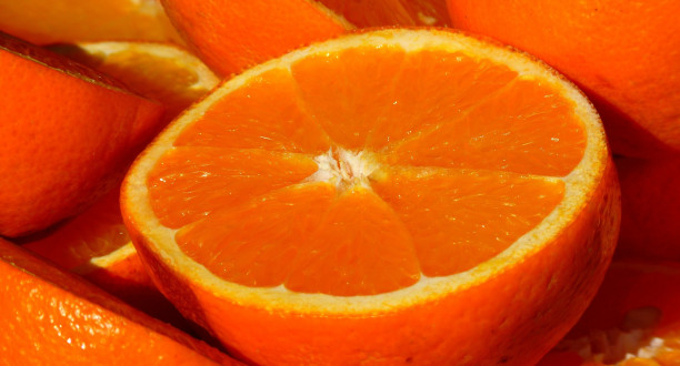 Eine aufgeschnittene Orange