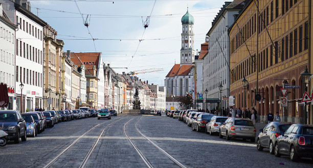Augsburger Altstadt mit Blick auf Kirche