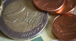 Euro Muenzen 612 20250428 203544
