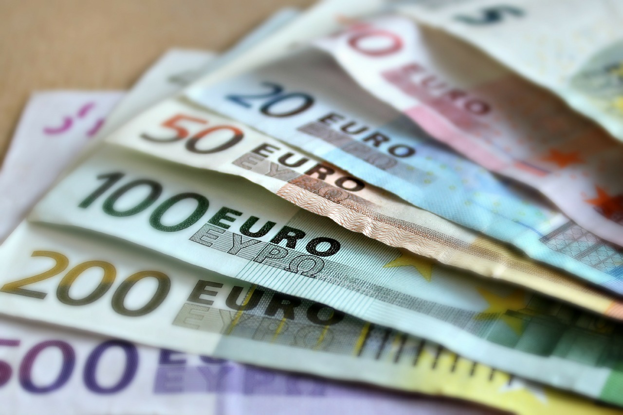 bank note 209104 1280 20250428 202048
