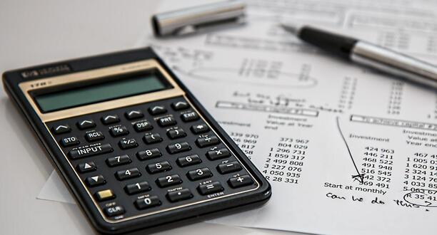 calculator 385506 1920 1 1 20250428 205408