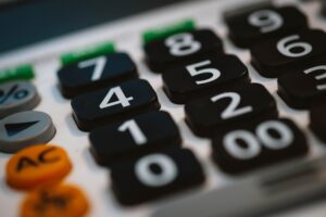 calculator 820330 1920 20250428 202424
