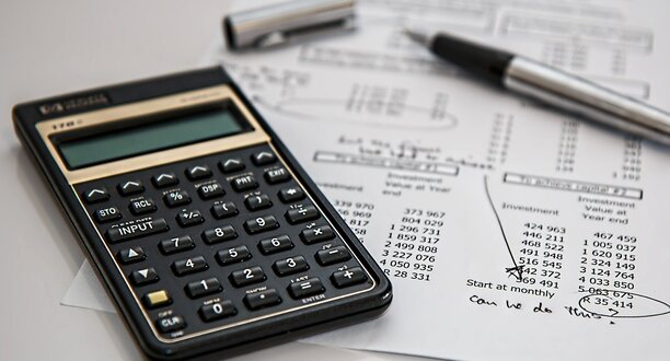 calculator gd9579716f 1920 1 1 20250428 204953
