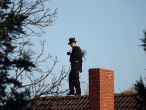 chimney sweeper 647678 1280 20250428 210809