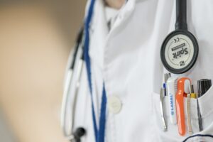 doctor 563428 1920 20250428 202625