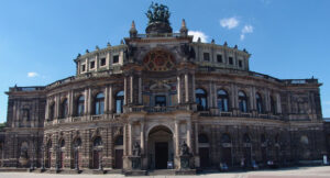 dresden 2495181 612 20250428 203400