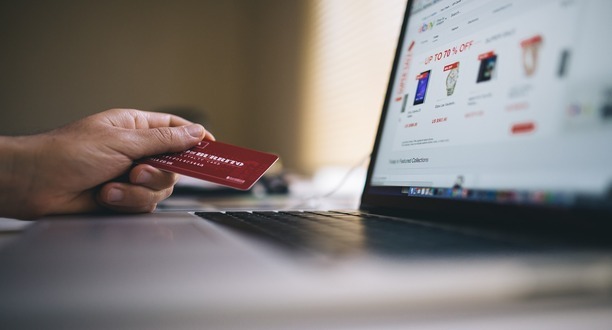 ecommerce 2607114 1920 2 2 1 20250428 211018