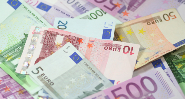 geldscheine euro 612 20250428 203624