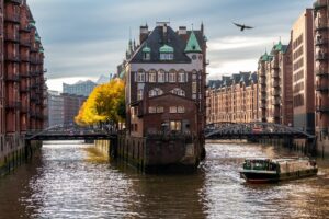 hamburg 4570577 1920 20250428 200956
