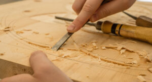 handwerk schnitzerei 612 20250428 203830