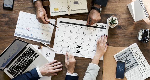kalender buero weihnachten 612 20250428 203851