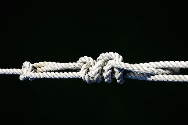 knot 540389 640 20250428 201522